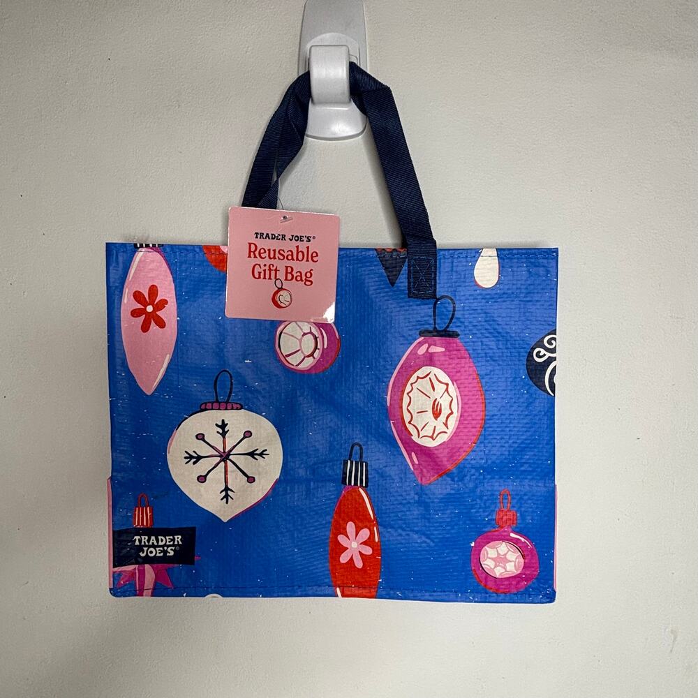SET 2x Trader Joe's Eat Drink Be Merry Blue Christmas Holiday Gift Tote Bag NWT! - Picture 6 of 8
